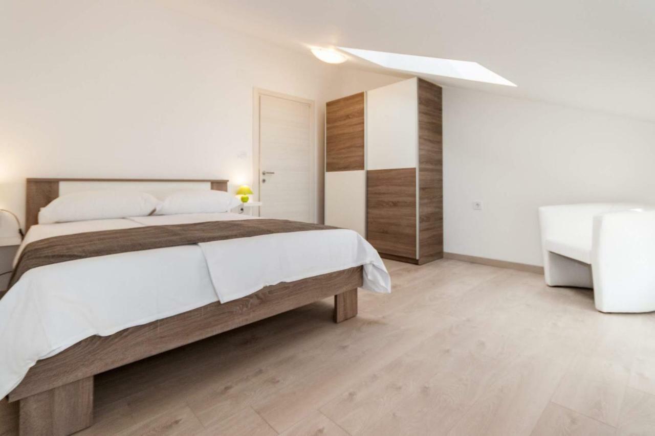Apartments Gracia บัชกา ภายนอก รูปภาพ