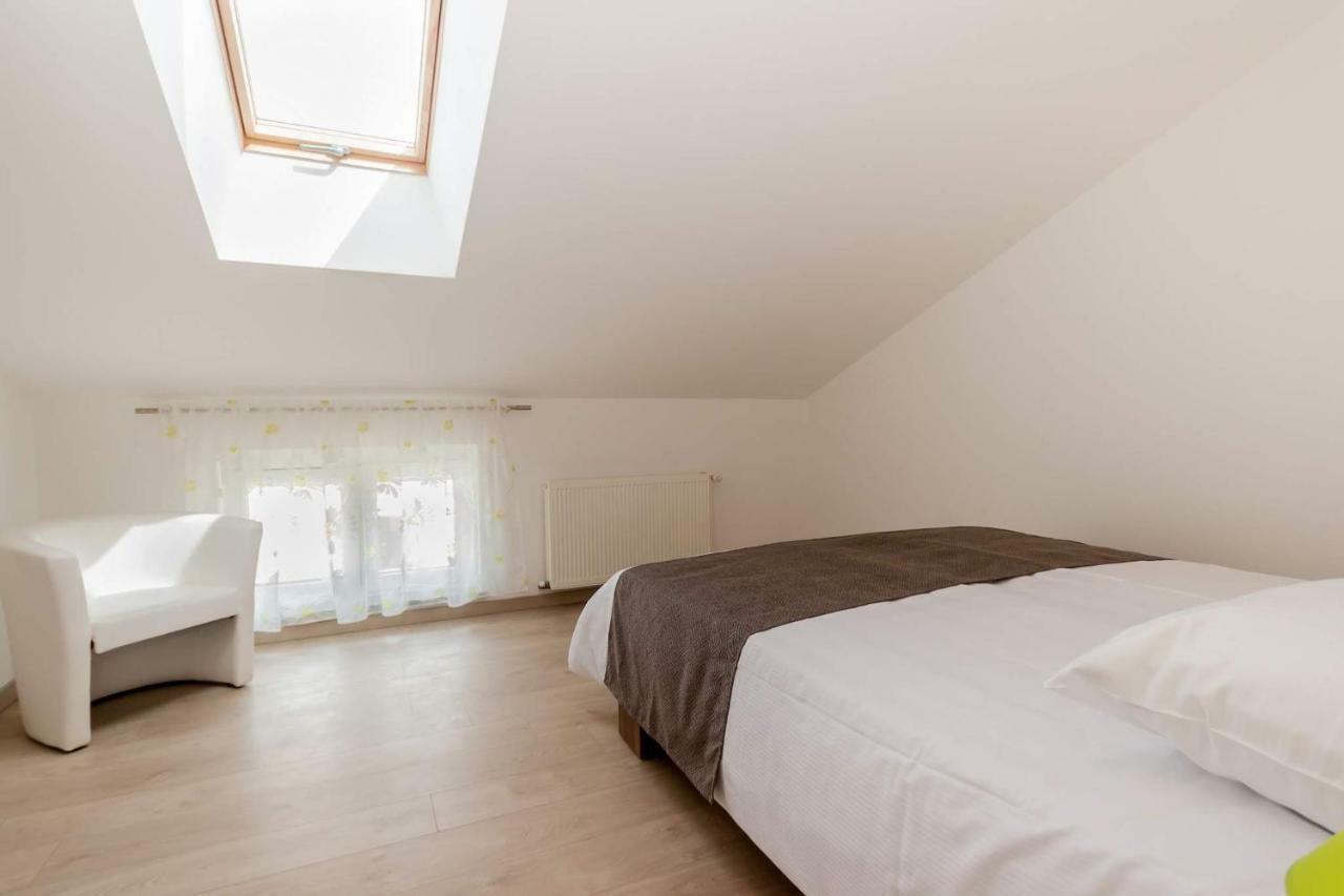 Apartments Gracia บัชกา ภายนอก รูปภาพ
